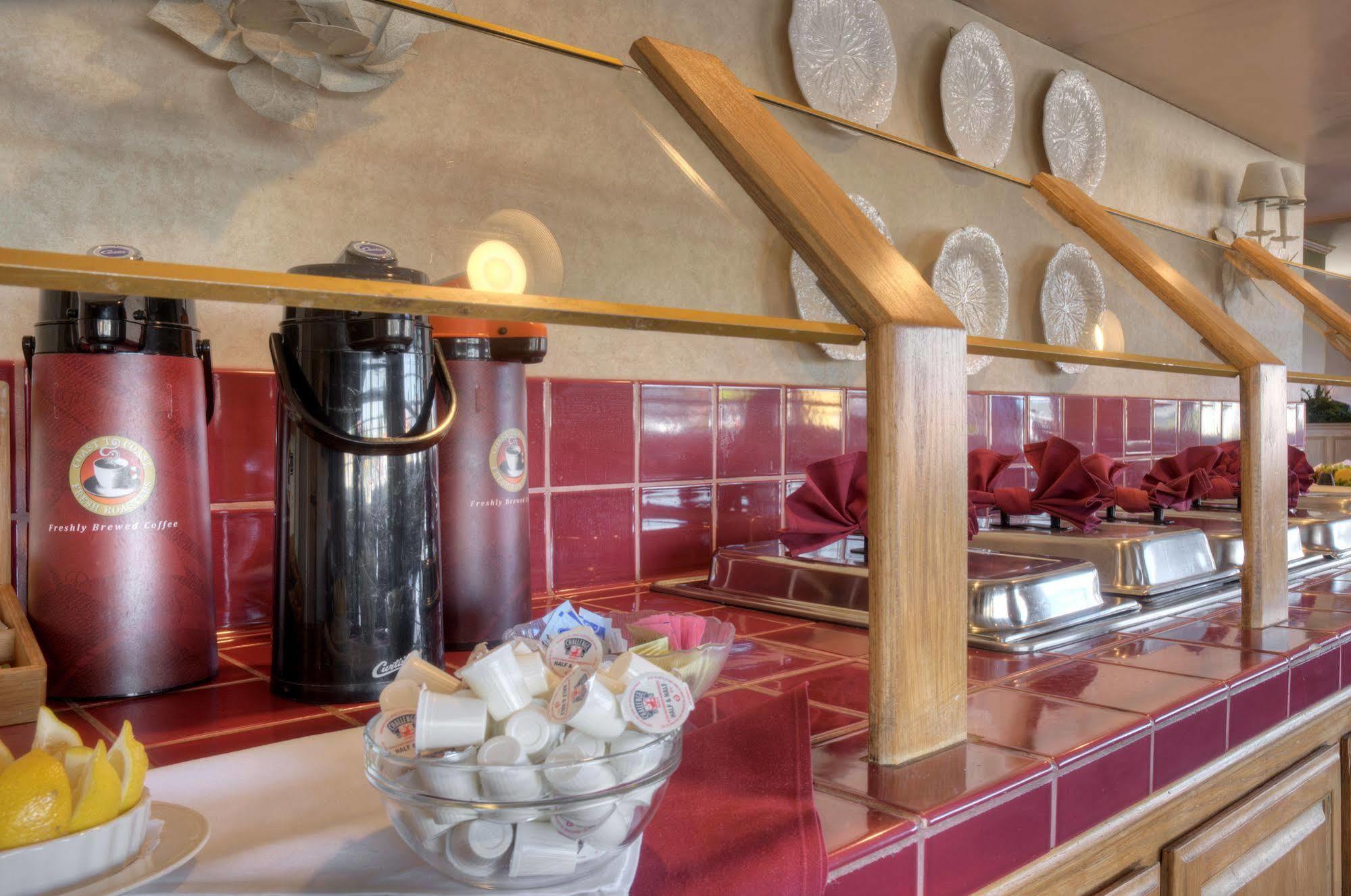 Mariani'S Inn & Restaurant Санта Клара Екстериор снимка
