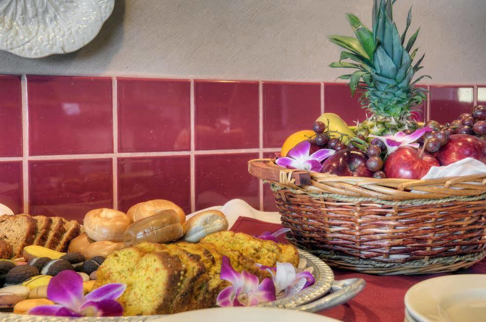 Mariani'S Inn & Restaurant Санта Клара Екстериор снимка
